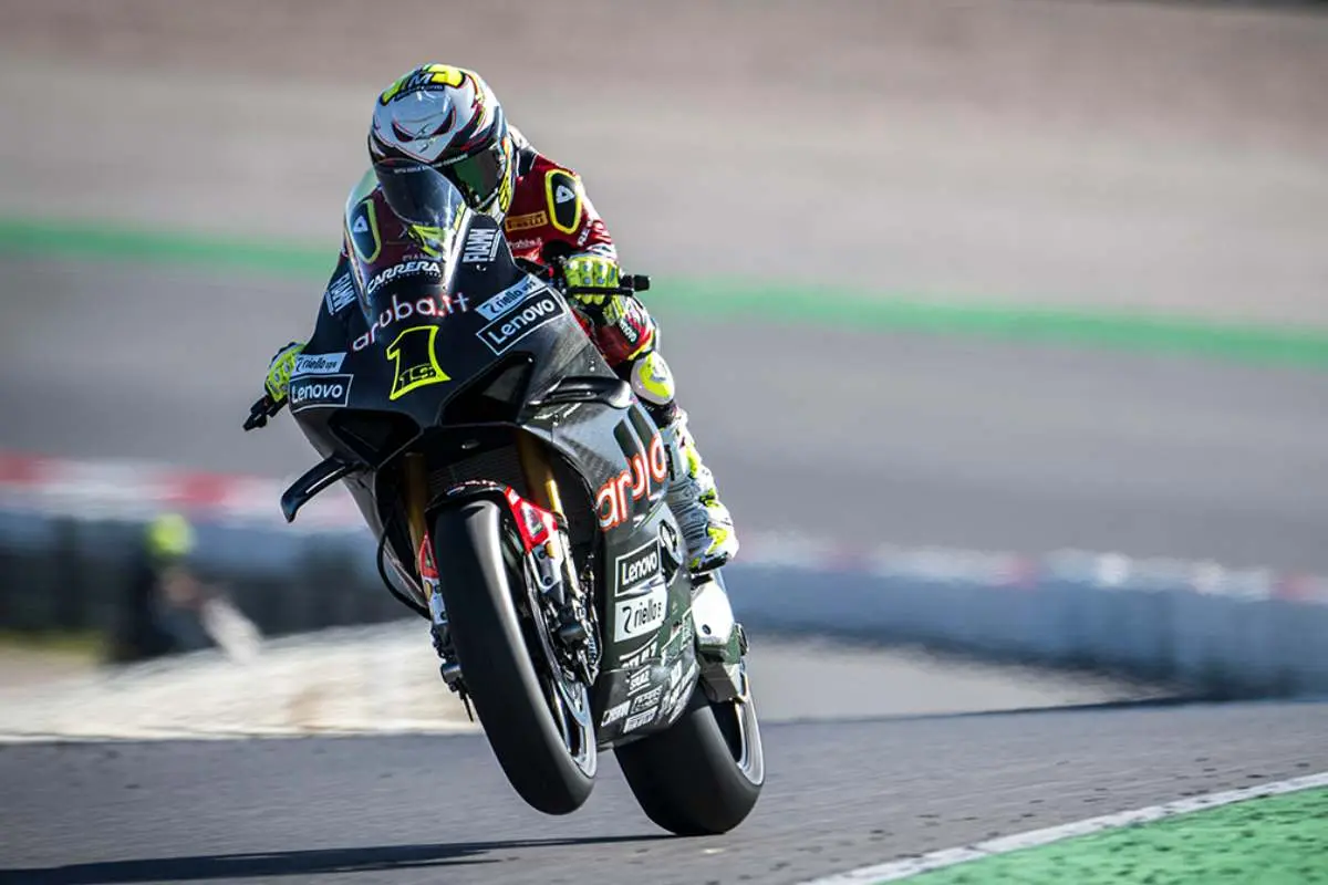 alvaro bautista 5