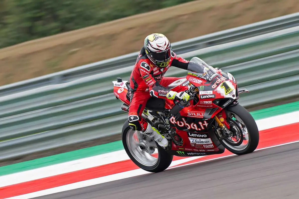 alvaro bautista 5