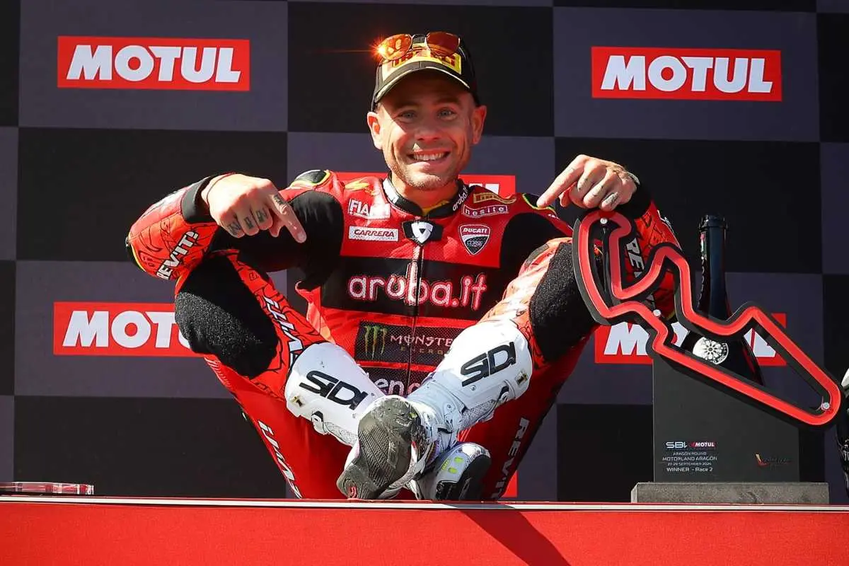 alvaro bautista 7