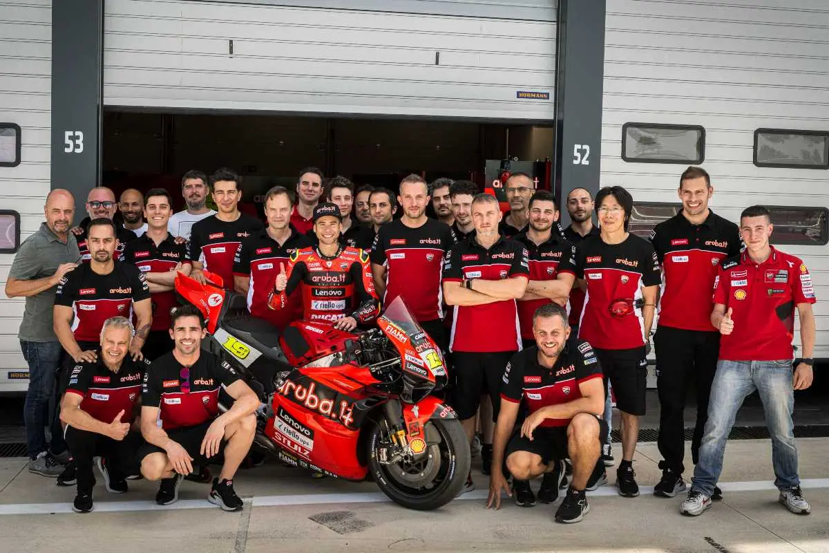 alvaro bautista ducati 1
