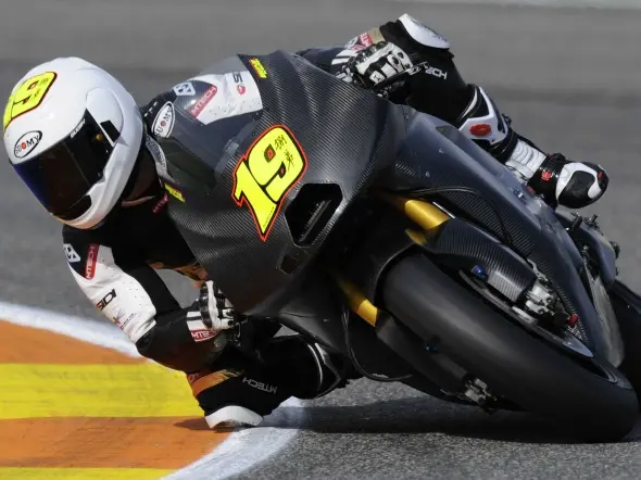 alvaro bautista suzuki test valencia