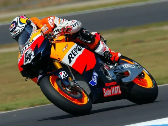 andrea dovizioso tech3 2012