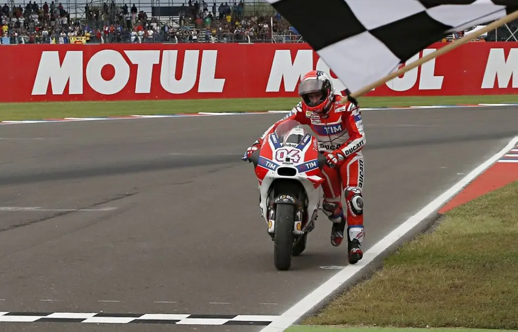andrea dovizioso termas 2016 motogp