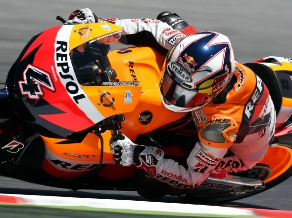 andrea dovizioso test barcellona