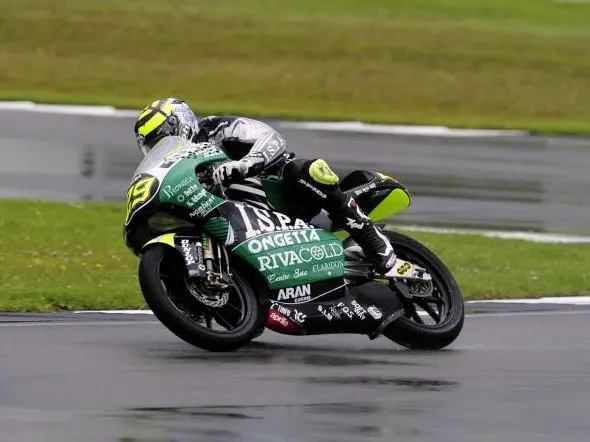 andrea iannone donington park