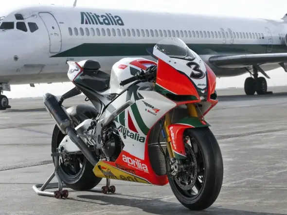 aprilia alitalia fiumicino