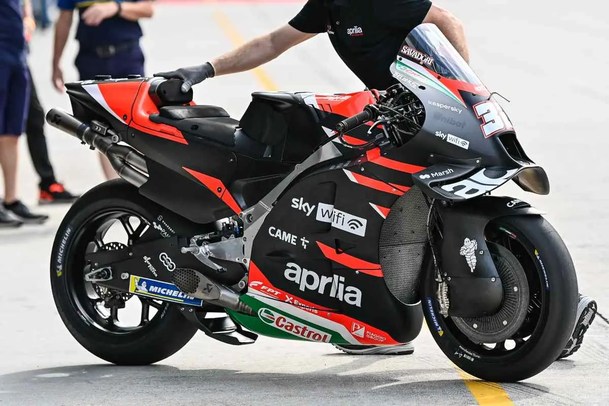 aprilia rs gp