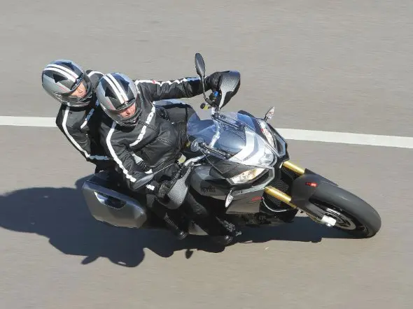 apriliacaponord1200