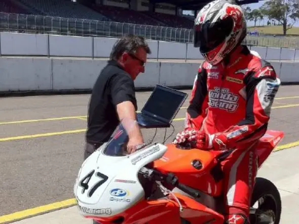 asbk box wayne maxwell hondaracing