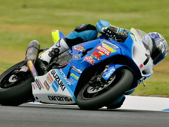 asbk josh waters teamsuzukiaustralia 2010