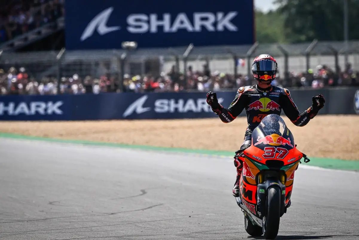 augusto fernandez moto2 2