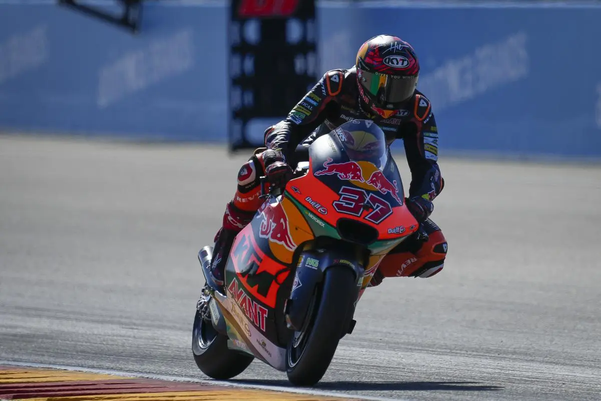 augusto fernandez pole moto2