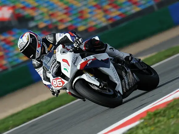ayrton badovini warm up magnycours