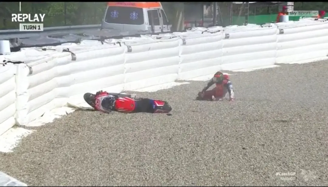bagnaia crash fp1 motogp e1596804125360