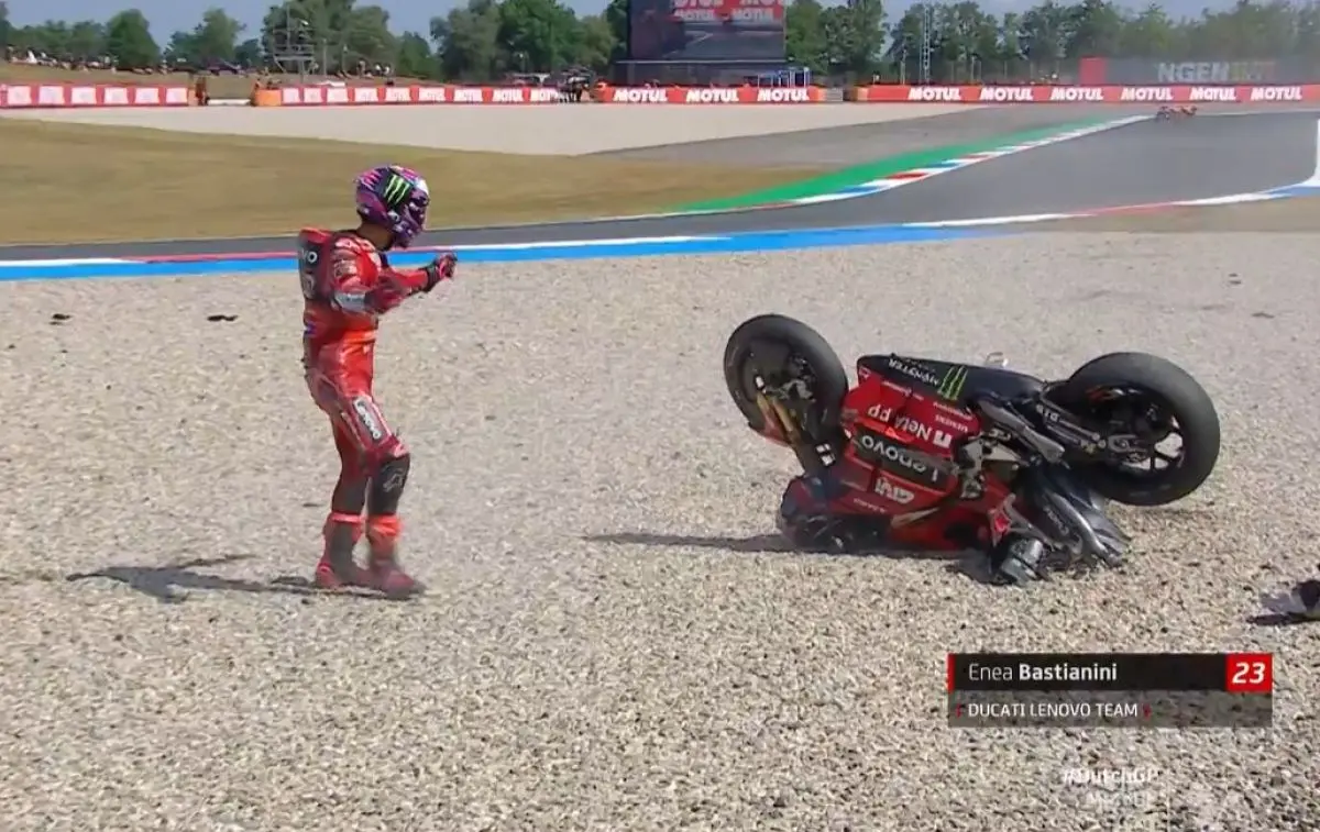 bastianini crash p1 motogp assen
