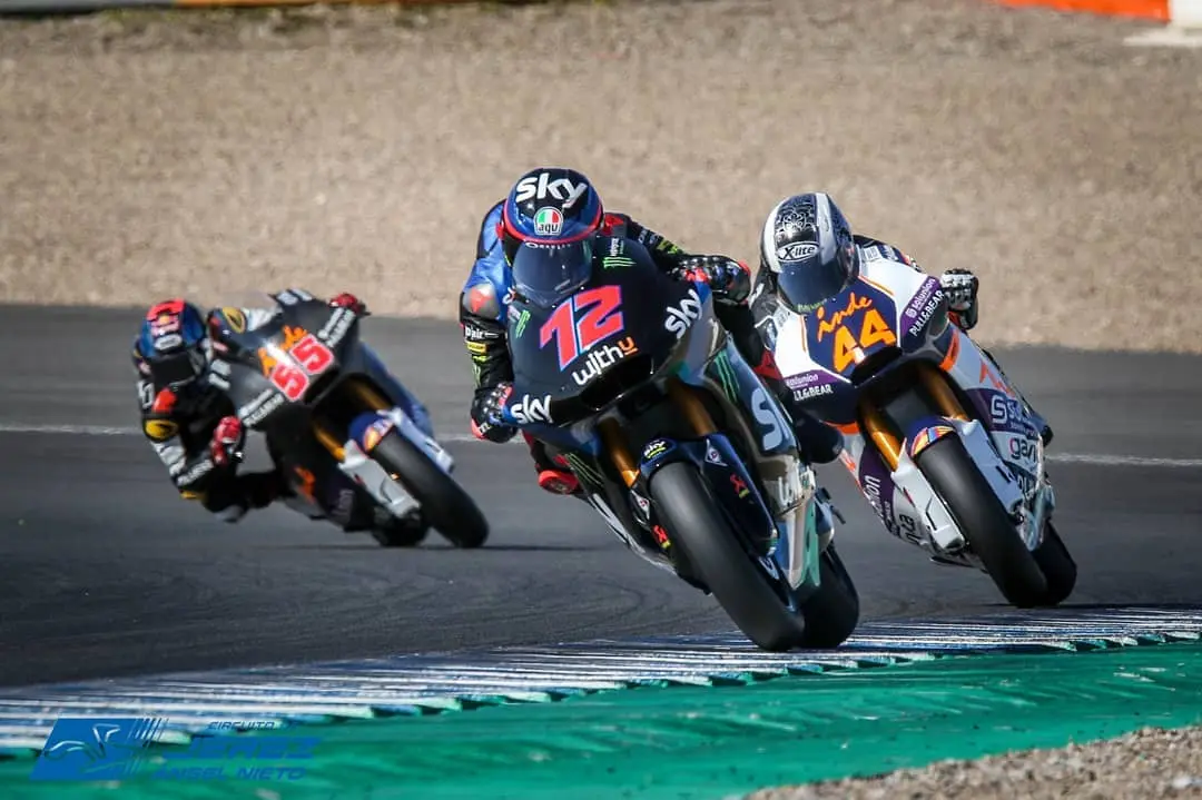 bezzecchi moto2 test jerez day2