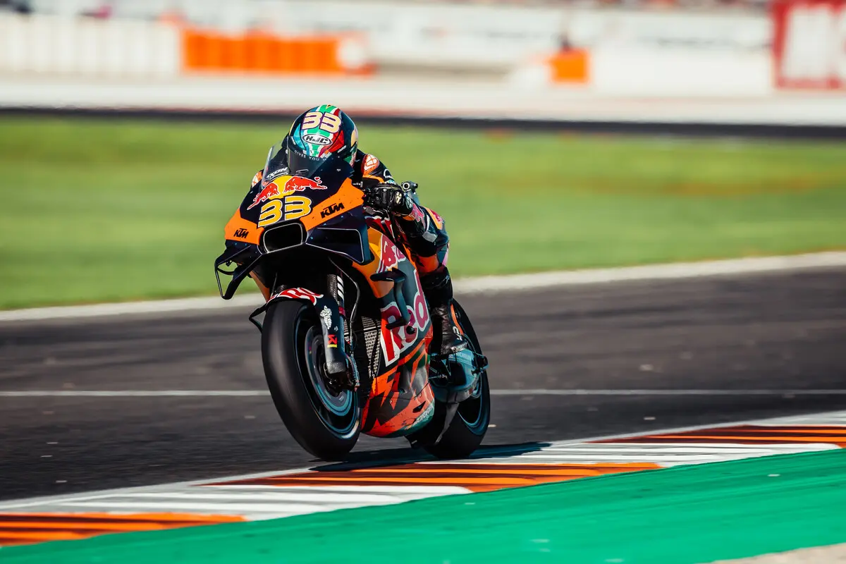 binder ktm valencia motogp