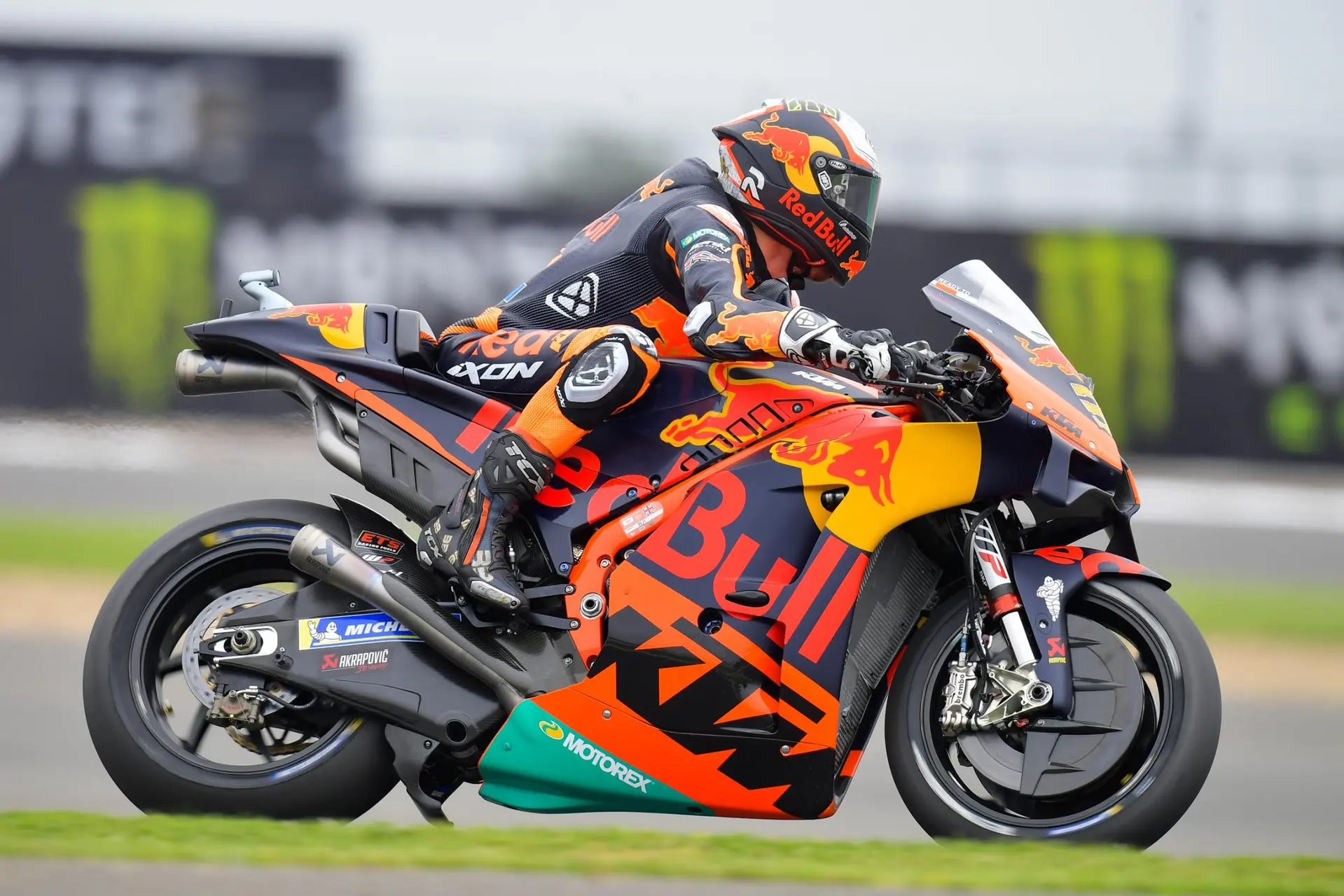 brad binder motogp