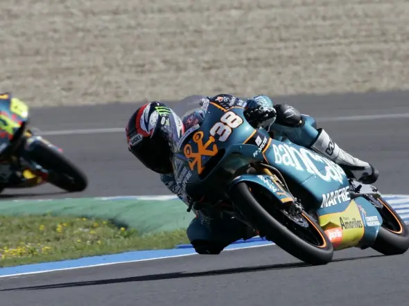 bradley smith julian simon