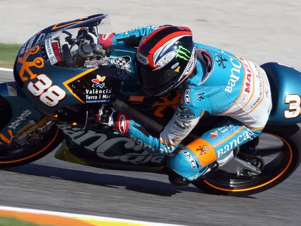 bradley smith valencia aspar aprilia