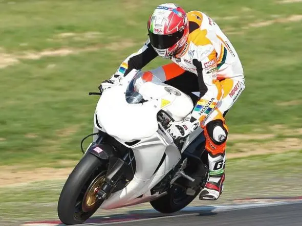 british superbike winter test brands hatch 2012 1
