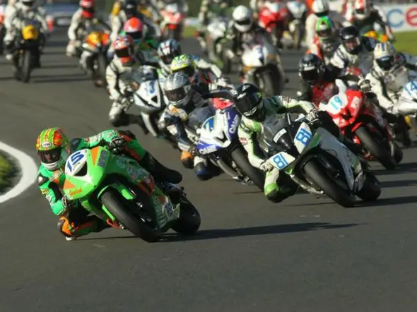 british supersport oulton park start 2010