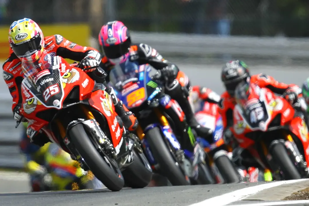 bsb 2019 box action oulton park