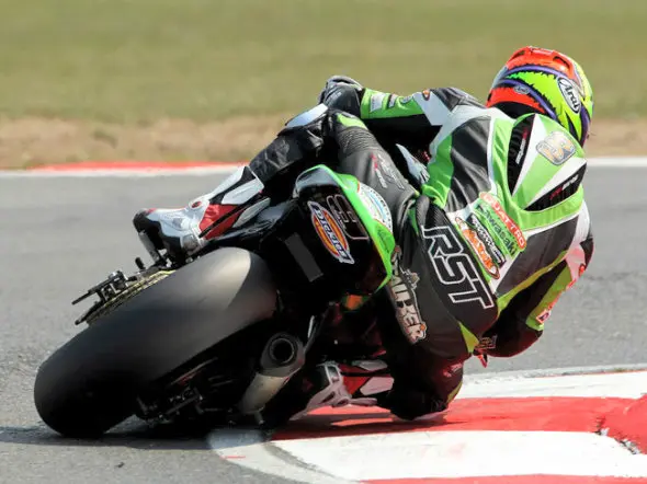 bsb chris walker testing snetterton action