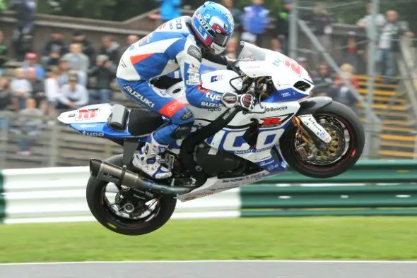 bsb race1 cadwell park 2013 2