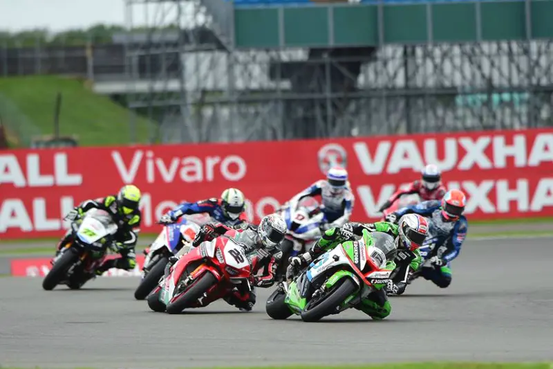 bsb silverstone 2017 action