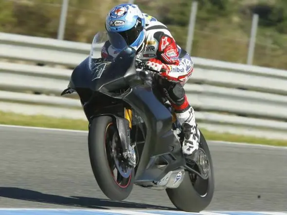 carlos checa ducati 1199 panigale jerez