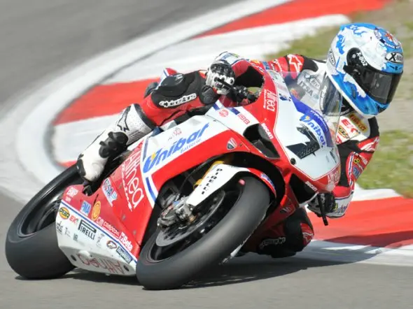 carlos checa magny cours prove1