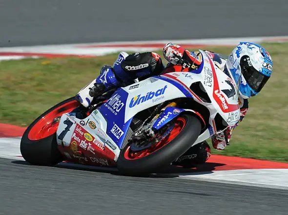 carloscheca althea magnycours2011