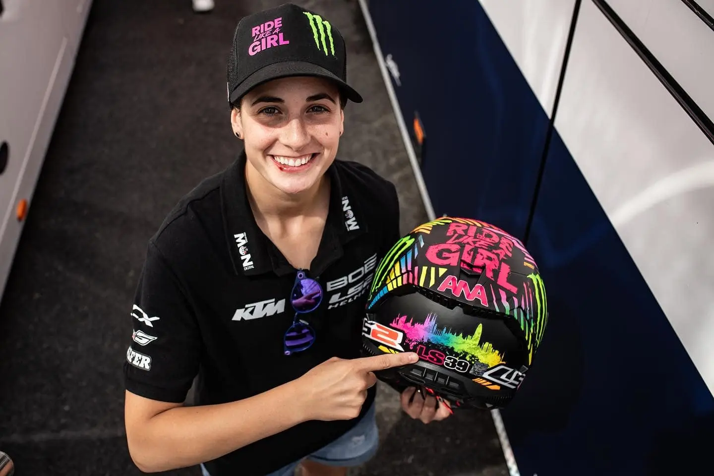casco ana carrasco
