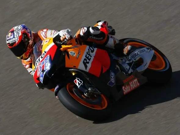 casey stoner pole aragon 2011 1