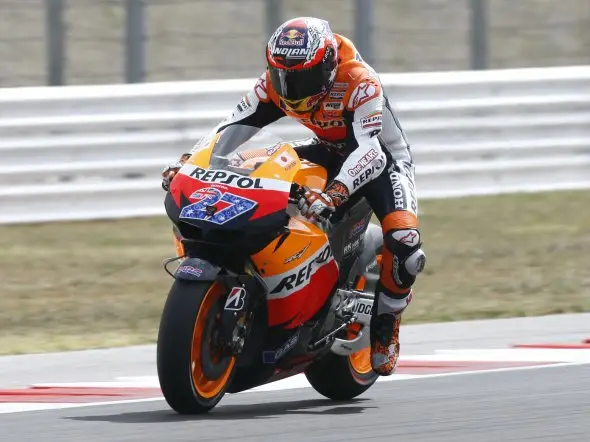 casey stoner pole misano 2011 1