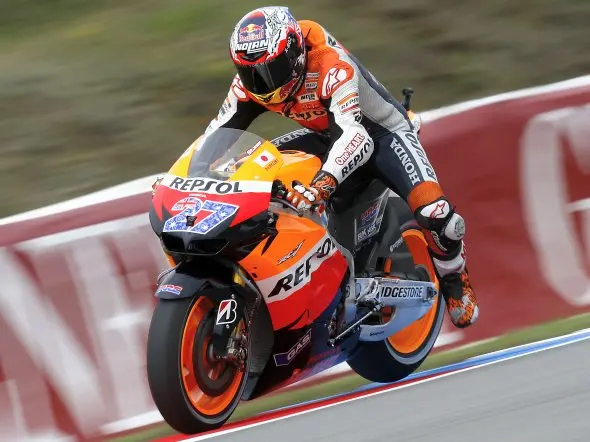 casey stoner race brno 2011 2
