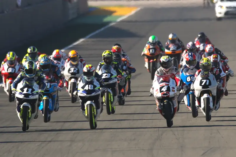 cev moto3 start valencia 2015