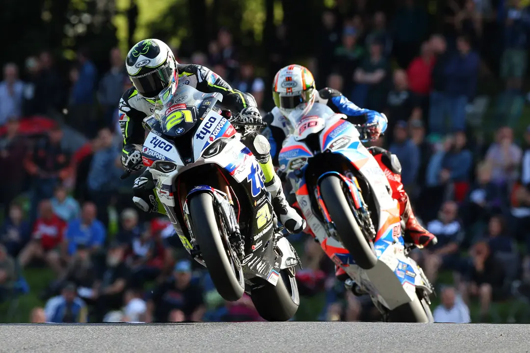 christian iddon peter hickman cadwell park 2019