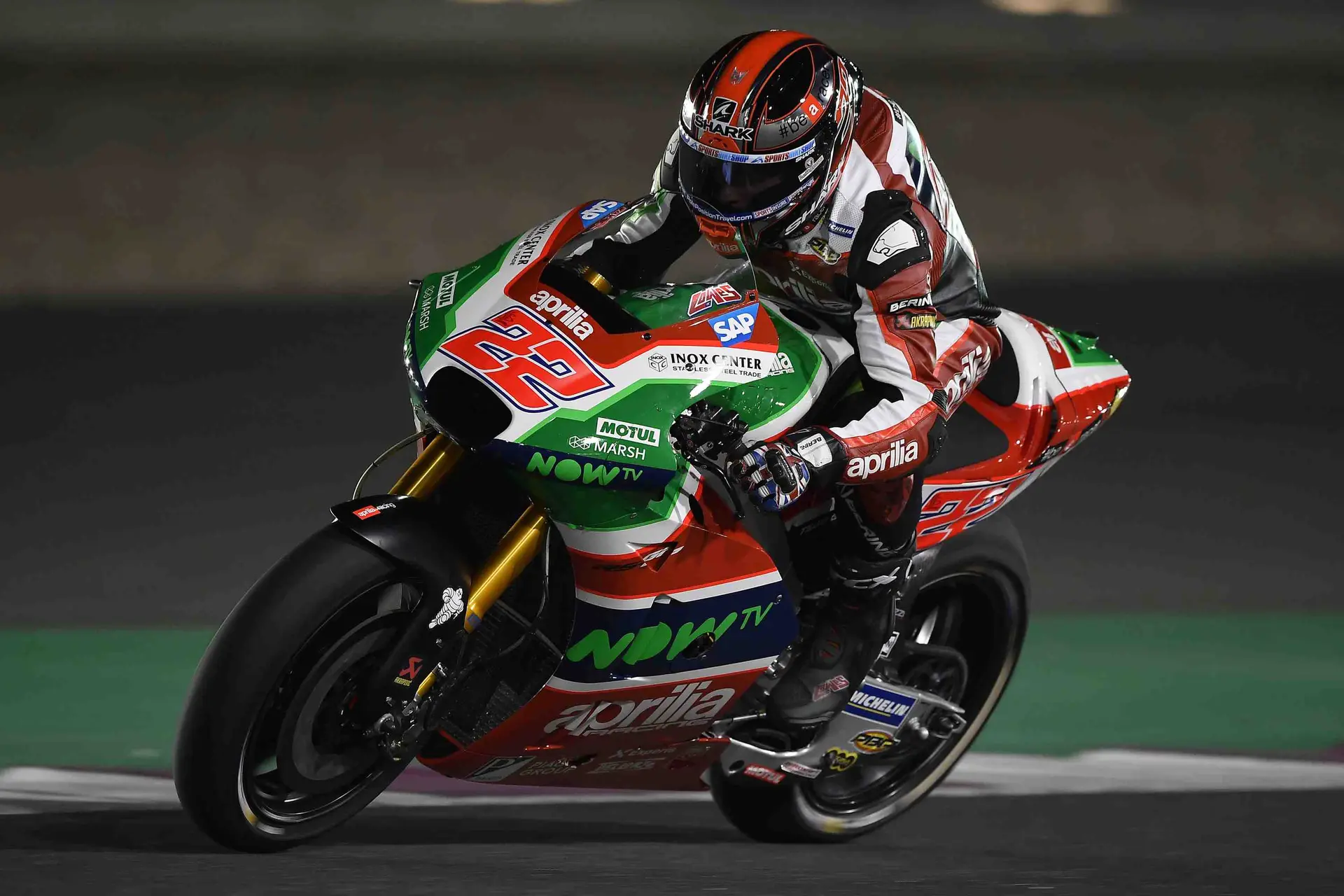 cover aprilia 4