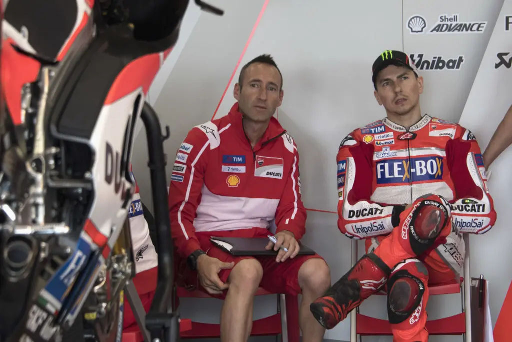 cover ducati 2