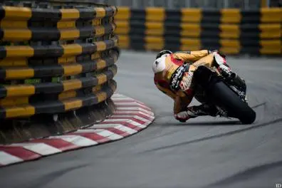cover macau tv