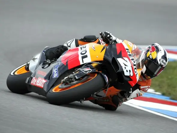 dani pedrosa warm up brno 2011 2