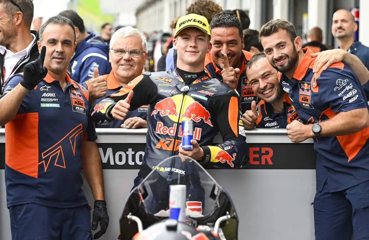 daniel holgado moto3 1
