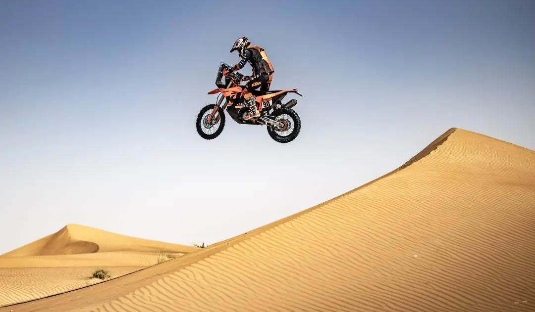 danilo petrucci ktm dakar e1640860693339