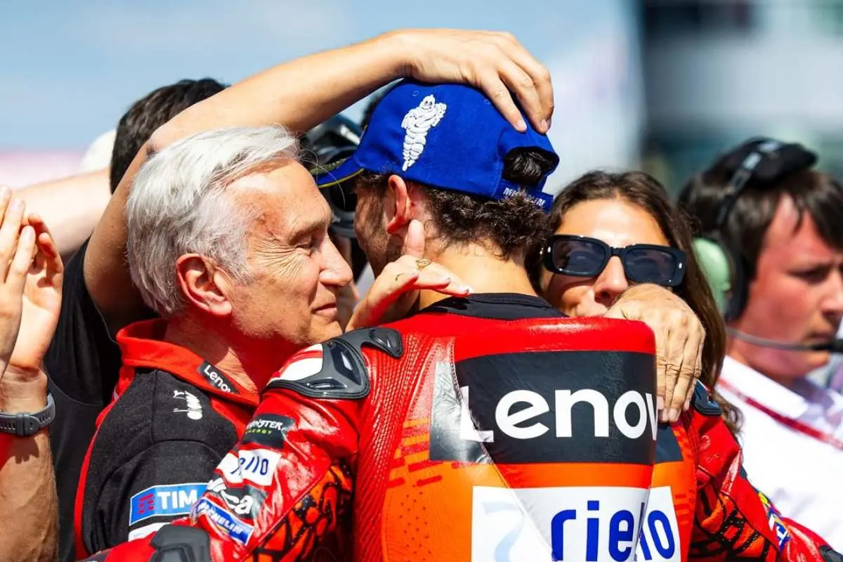 davide tardozzi e pecco bagnaia