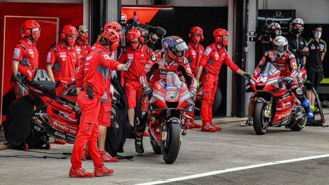 dovizioso petrucci motogp e1605779562485