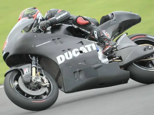 ducati pre test jerez 2012 1
