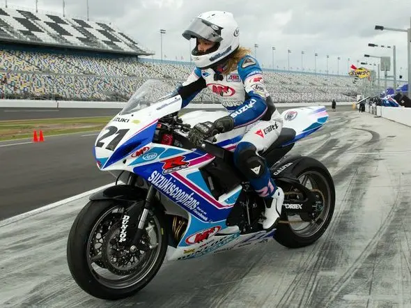 elena myers daytona 2011 2