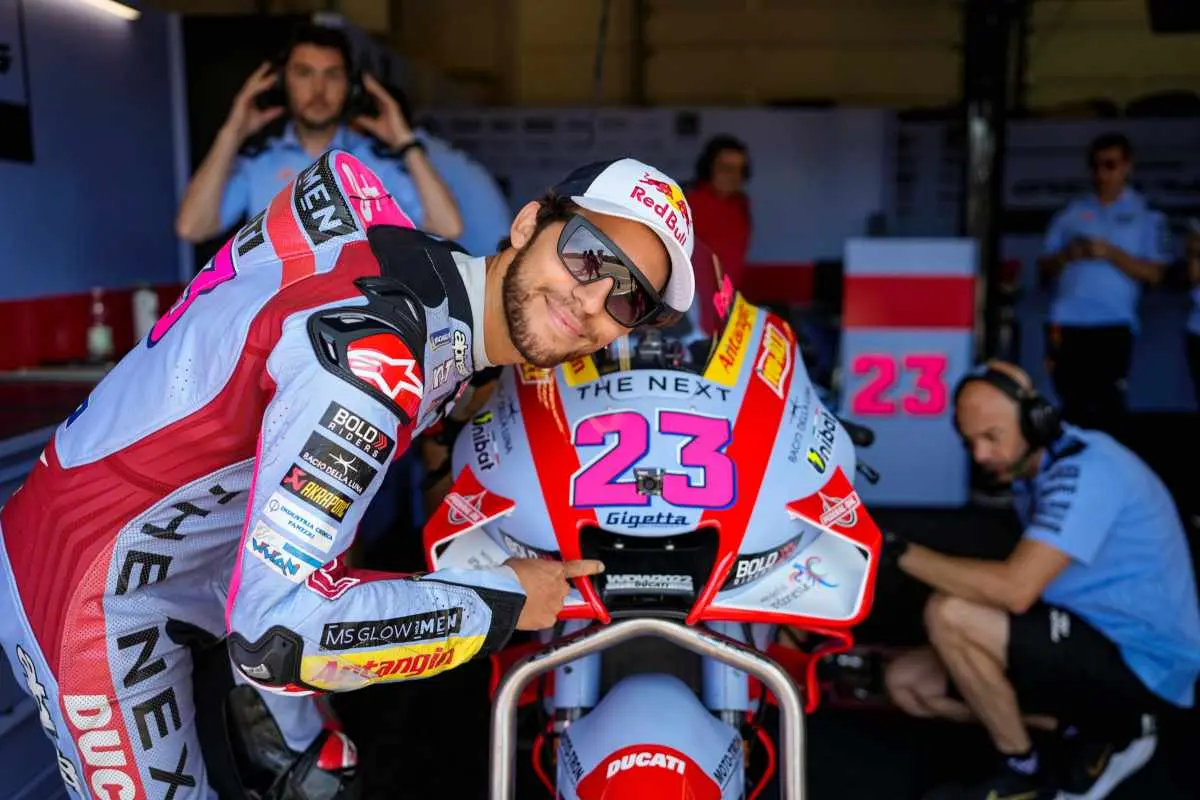 enea bastianini 8